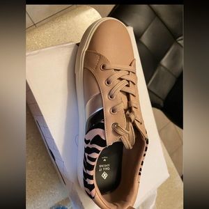 Call it spring sneakers